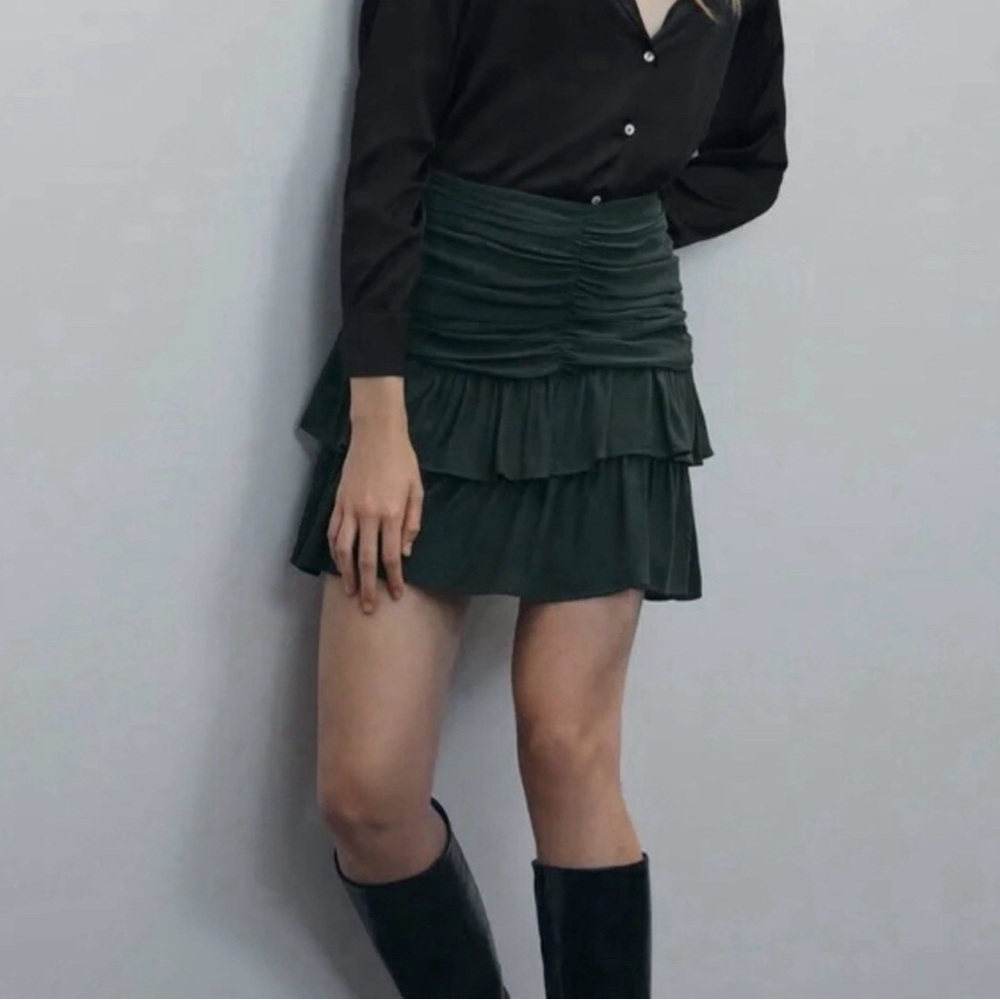 Zara Green Tiered Mini Skirt